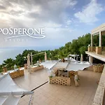 Otel Caposperone 4*