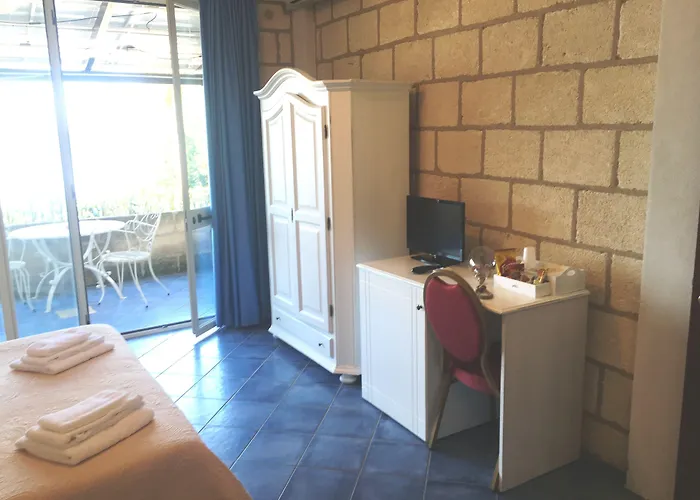 Hotel Caposperone 4*